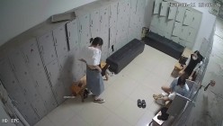 舞蹈班《监控破解》偷拍多位美女学员后台换衣服 截图3
