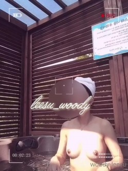 韩国百合淫妻换妻群P「leesuwoody」OF私拍合集 截图2