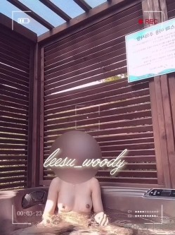 韩国百合淫妻换妻群P「leesuwoody」OF私拍合集 截图11