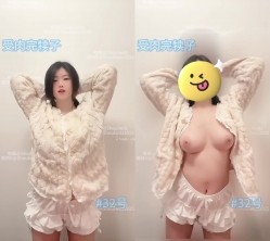 PUA大神【受肉完犊子】VIP福利，操控举牌，超多反差学生小母狗，紫薇裸舞 截图15