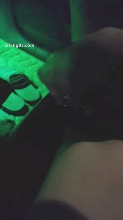 7个老婆情人！人生赢家【雨露一起沾】环肥燕瘦各个极品性感尤物 一起伺候大神！皇帝般的生活 让人羡慕！ 截图1