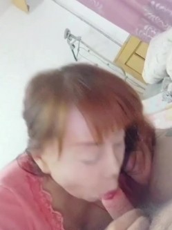 45岁的熟女阿姨· 正是豺狼饥渴的年纪来多少受多少，榨干男人们的肾 截图4