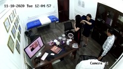 私房最新流出黑客【破解摄像头】隆乳整形诊所 家居视频 妇科检查 截图2