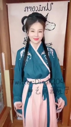退圈女神归来！王动御用招牌女神模特【甲乙丙我姓丁】最新解锁推特自拍大胆露出全套 截图4