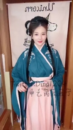 退圈女神归来！王动御用招牌女神模特【甲乙丙我姓丁】最新解锁推特自拍大胆露出全套 截图6