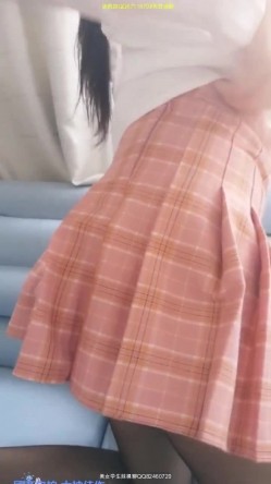 PR社尤物女神私人玩物双马尾清纯黑丝学生制服の洛美瑶瑶丝袜连衣裙道具自慰秀 截图8