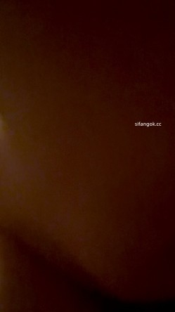 大挺奶刺青美女被土豪包养，日常各种情趣露脸性爱自拍，烧杯的无毛小穴夹得紧紧的 截图15