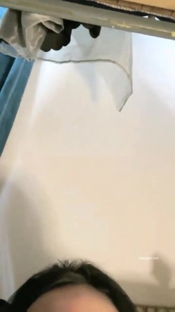 重磅！G奶校花下海~纯到爆炸，【大二学妹】，宿舍脱光，天然白虎馒头穴，小穴超肥，奶子又大又软 截图16
