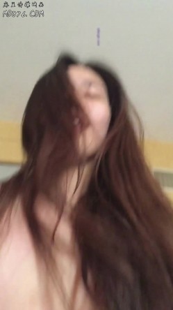 爆草良家极品少妇 漂亮脸蛋苗条身材 露脸出镜 第一视角精彩刺激 高清1080P推荐 截图3