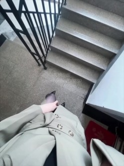 圣诞狂欢 Cindy腿腿 国产极品人气TS，长相清纯身材一流，一双纤细的大长腿，不输任何女人 截图5