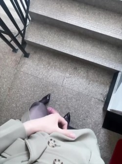 圣诞狂欢 Cindy腿腿 国产极品人气TS，长相清纯身材一流，一双纤细的大长腿，不输任何女人 截图7