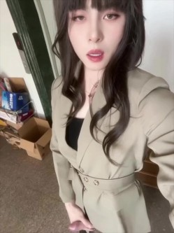 圣诞狂欢 Cindy腿腿 国产极品人气TS，长相清纯身材一流，一双纤细的大长腿，不输任何女人 截图12