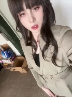 圣诞狂欢 Cindy腿腿 国产极品人气TS，长相清纯身材一流，一双纤细的大长腿，不输任何女人 截图13