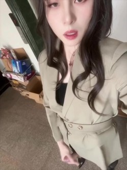 圣诞狂欢 Cindy腿腿 国产极品人气TS，长相清纯身材一流，一双纤细的大长腿，不输任何女人 截图14
