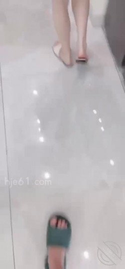 第一次后入练瑜伽的网红嫂子的菊花 ️太紧了插进去一点点 哀嚎不断！ 截图5