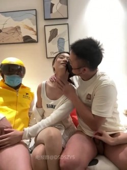 ️清纯主播【202509yoyo】表姐带着表妹下海直播、在线教口活、练习做爱姿势 截图4