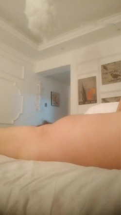 小少妇结婚没多久重操旧业 操逼前跟嫖客讲卖淫花花事 截图3