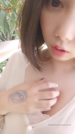 台湾天然美胸熟女人妻中出女王「Jixxielee」「骚猫儿」OF私拍 截图3