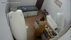 黑客破解美容院摄像头 偷拍女顾客脱光衣服激光雷射.脱毛护理 截图5