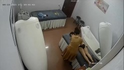 黑客破解美容院摄像头 偷拍女顾客脱光衣服激光雷射.脱毛护理 截图12
