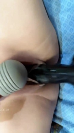 淫妻3P群P自慰露出尿脸,【双面夫妻_0575妓啪啪】,反差都市丽人，约单男交换 截图5