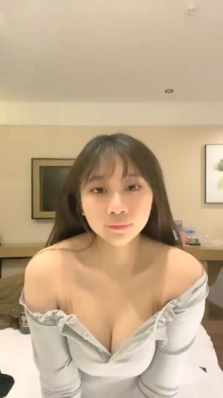【极品玉女】【乔公主】温婉可人的小美女大尺度抠逼诱惑 截图1