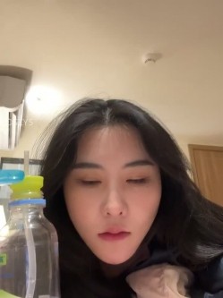️新晋主播【anqi6376】网红御姐丝袜诱惑、一脸母狗样、骚的一批 截图13