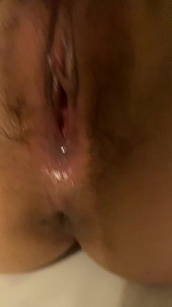 云盘高质露脸泄密，热恋小情侣日常露脸性爱自拍流出，SM车震花样多，年轻人会玩 截图10