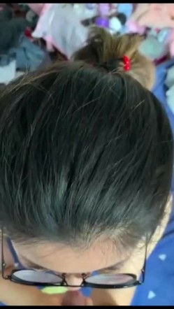【迷奸睡奸系列】柳州失恋学生妹找干哥哥喝酒醉酒后被干哥哥各种爆艹睡奸！ 截图5
