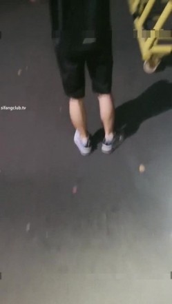 漂亮美乳叶子小姐户外勾搭啪啪全程记录 跪舔口爆 车震无套爆操 一晚上勾搭好几个干好几炮 高清完整版 截图9