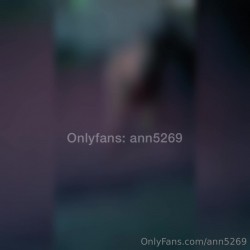 台湾淫女名媛「舒洁」OF淫乱生活私拍 口技超群SM调教多人淫趴尺度超大 截图11