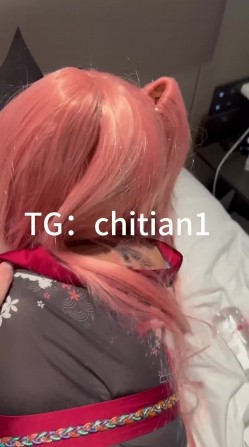 可盐可甜COS抽像福利姬【池甜chitian1】露脸性爱视图，自慰喷水上吊，各种母狗行为 截图9
