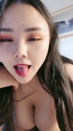 极品导弹巨乳主播【38H罩杯妹妹】挤奶诱惑超长100小时源码录制直播合集 截图12