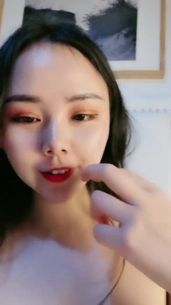 极品导弹巨乳主播【38H罩杯妹妹】挤奶诱惑超长100小时源码录制直播合集 截图15