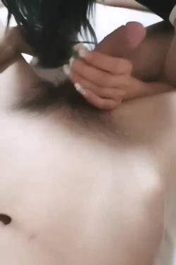 蝴蝶逼骚逼宾馆开房间约炮陌陌小哥，口交大鸡巴被大哥无套激情抽插，小骚逼叫的很骚鸡巴真硬爆草抽插，不要错过 截图5