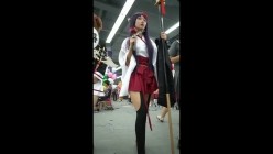 【裙底偷拍系列】台湾动漫展抄底CD偷拍 截图2