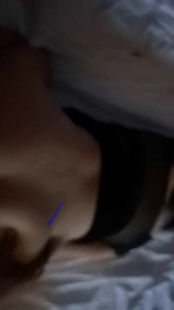抖音、微博波霸女神，极品巨乳网红【刘雯、雯太师】最新流出，露脸性爱福利 截图9