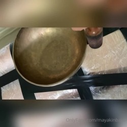 极品反差绿帽癖淫妻母狗【艾蜜莉】解锁私拍完结篇~协闺蜜约战粉丝换老公4P叠插排插超辣眼睛 截图13
