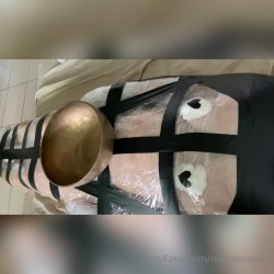 极品反差绿帽癖淫妻母狗【艾蜜莉】解锁私拍完结篇~协闺蜜约战粉丝换老公4P叠插排插超辣眼睛 截图16