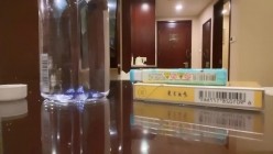 目前唯一直播的探花许墨学生妹玩腻了换口味约炮个破洞牛仔裙少妇 截图15