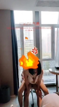 绿帽奴，换妻大神，【12316757_Qizhi】娇妻绝版福利 娇妻老公情人三人行其乐融融 截图13