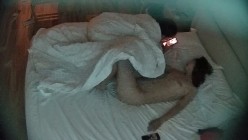 性瘾女友爱裸睡欲求不满翻来覆去缠着男友要啪啪 漏点较多 也挺有看点的 眼镜妹比男人更好色 截图6