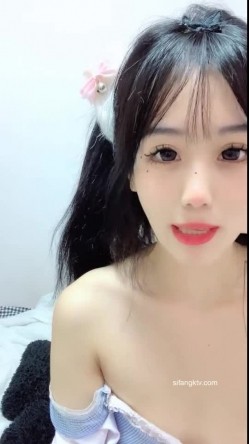 极品绿播终于下海了！【智智鹅】颜值天花板~天价大秀~！~土豪大哥今晚咋了重金，女神终于扛不住了 截图9