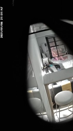 高级公寓套房偷拍婴儿肥美女和炮友干完貌似还没有爽看黄片自摸 截图8