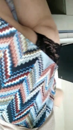 骚货办公室露出诱惑，一支笔就能高潮上天，娇喘发骚 这么骚谁能忍的住不撸！ 截图5