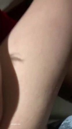 又美又骚活儿又好，极品骚浪贱小母狗各种性爱，跳跳糖口活口爆啪啪，得此女性福一生 截图3