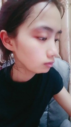大学生下海了，【唿唿滴吖】，颜值超高，清纯的邻家妹子，少女气息扑面而来 截图4