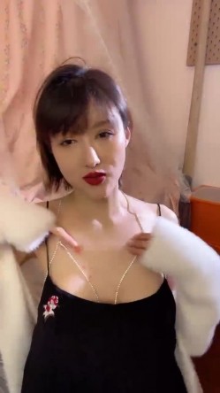 水多活好的漂亮小嫂子背着老公私下约炮！~【美少妇】~ 截图3