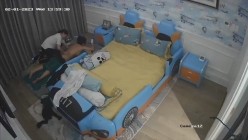 《居家摄像头破解》偷窥E奶少妇的居家日常 ️这奶子可真不是盖的 截图1