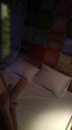 趁情人洗浴时偷偷安置录像设备把骚货情人肏至高潮淫言乱语很美妙! 截图15